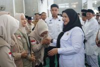 Wali Kota Eva Dwiana berharap seluruh jemaah sehat, lancar beribadah, dan kembali sebagai haji mabrur
